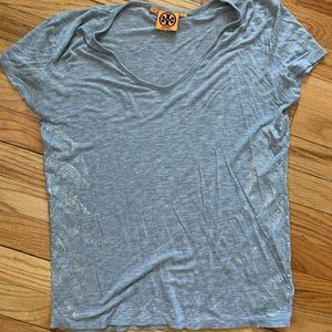 [Tory Burch] Grey tshirt with metallic leaf detail